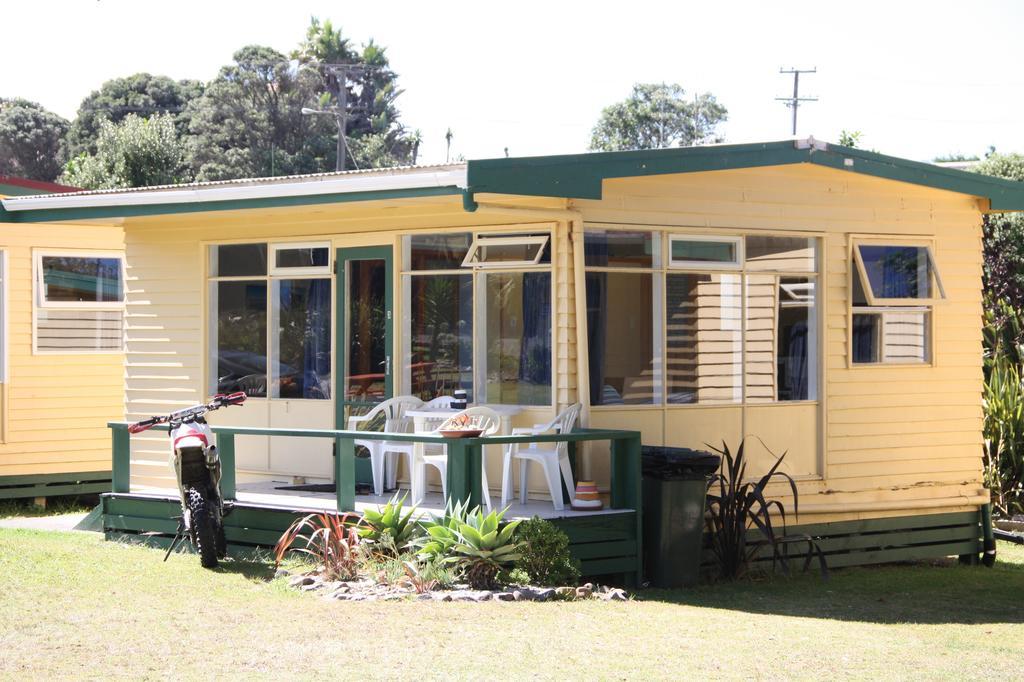 Baylys Beach Holiday Park Room photo